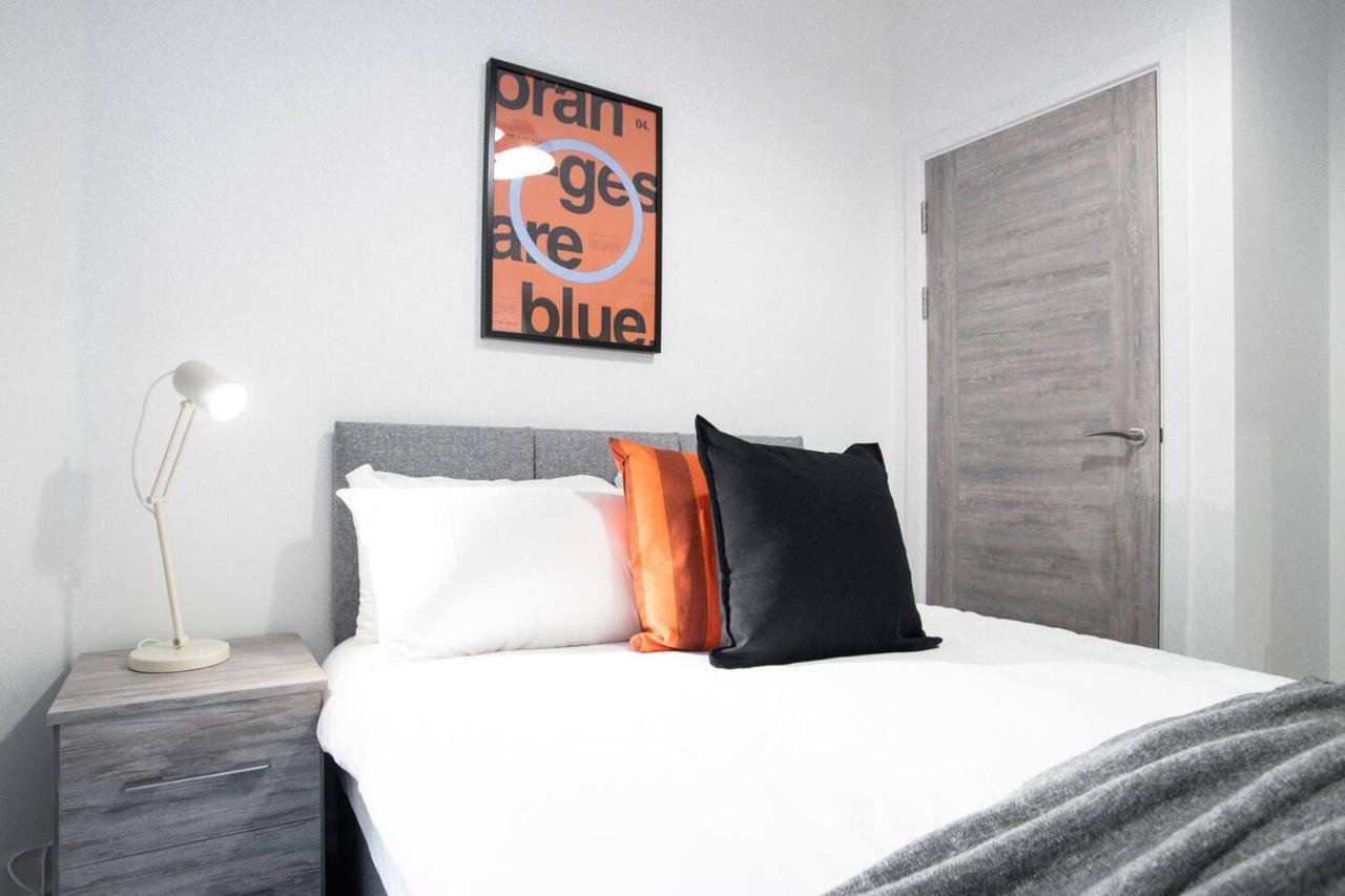 Two Bedroom - Central Peterborough Apartment - Bayard Apartments Eksteriør billede
